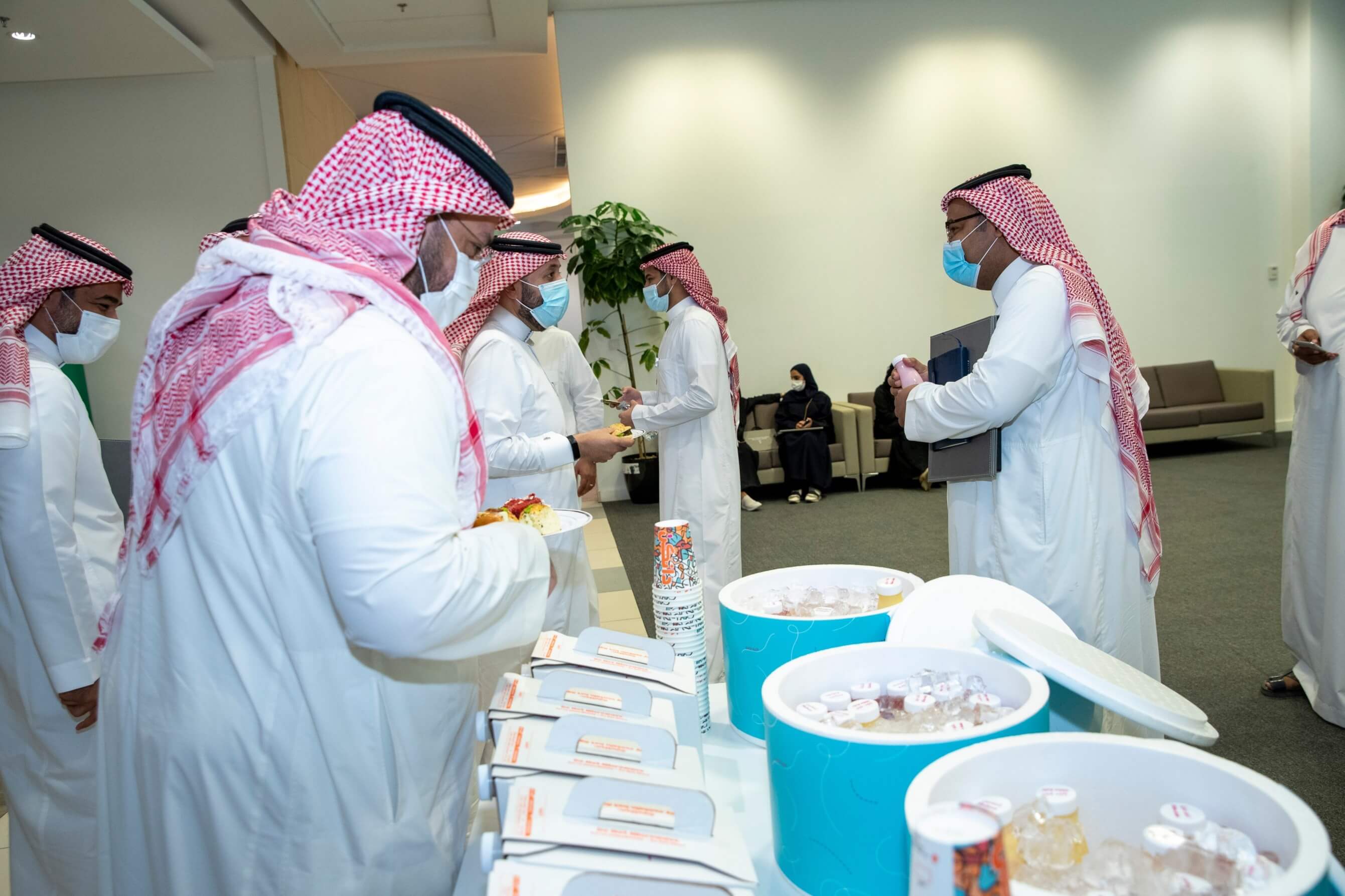 Close-up photo of honoring teams