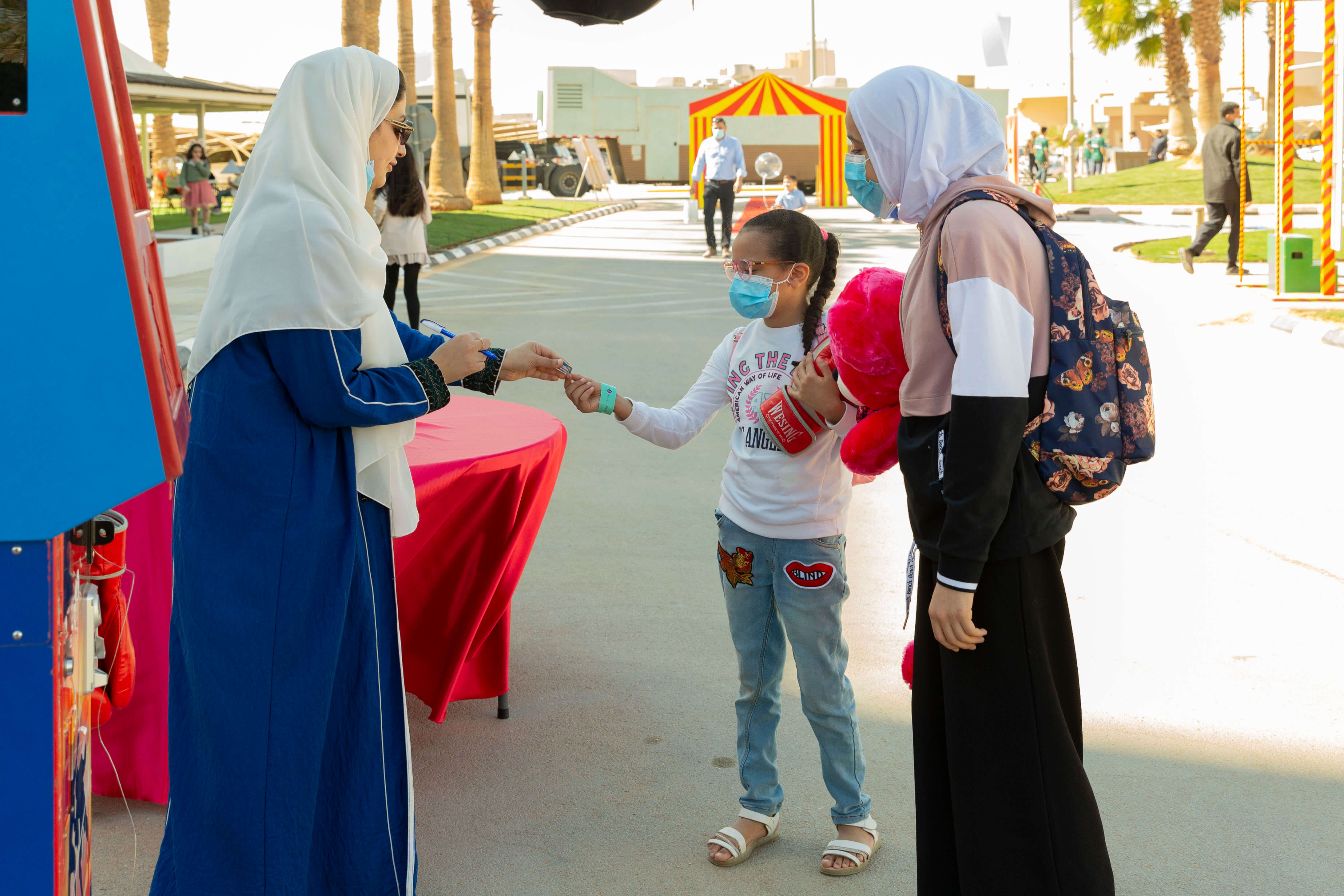  مشاركة فرحة الأطفال في اليوم العالمي للطفل